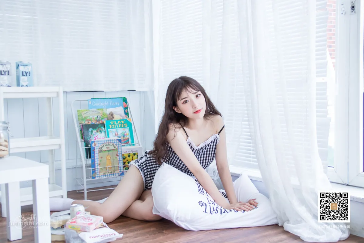 [YALAYI] 2019.08.14 No.369 A Pair of White Socks A Cheng photo 39