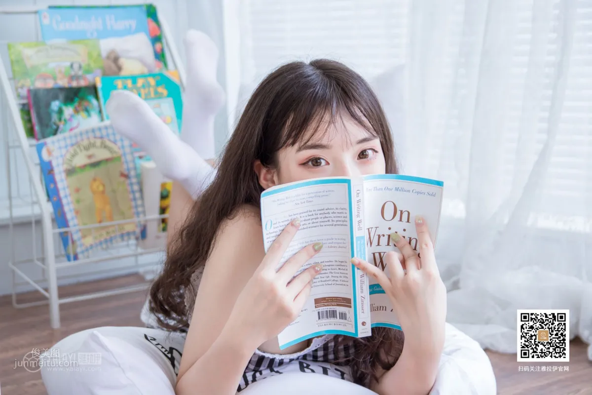 [YALAYI] 2019.08.14 No.369 A Pair of White Socks A Cheng photo 35