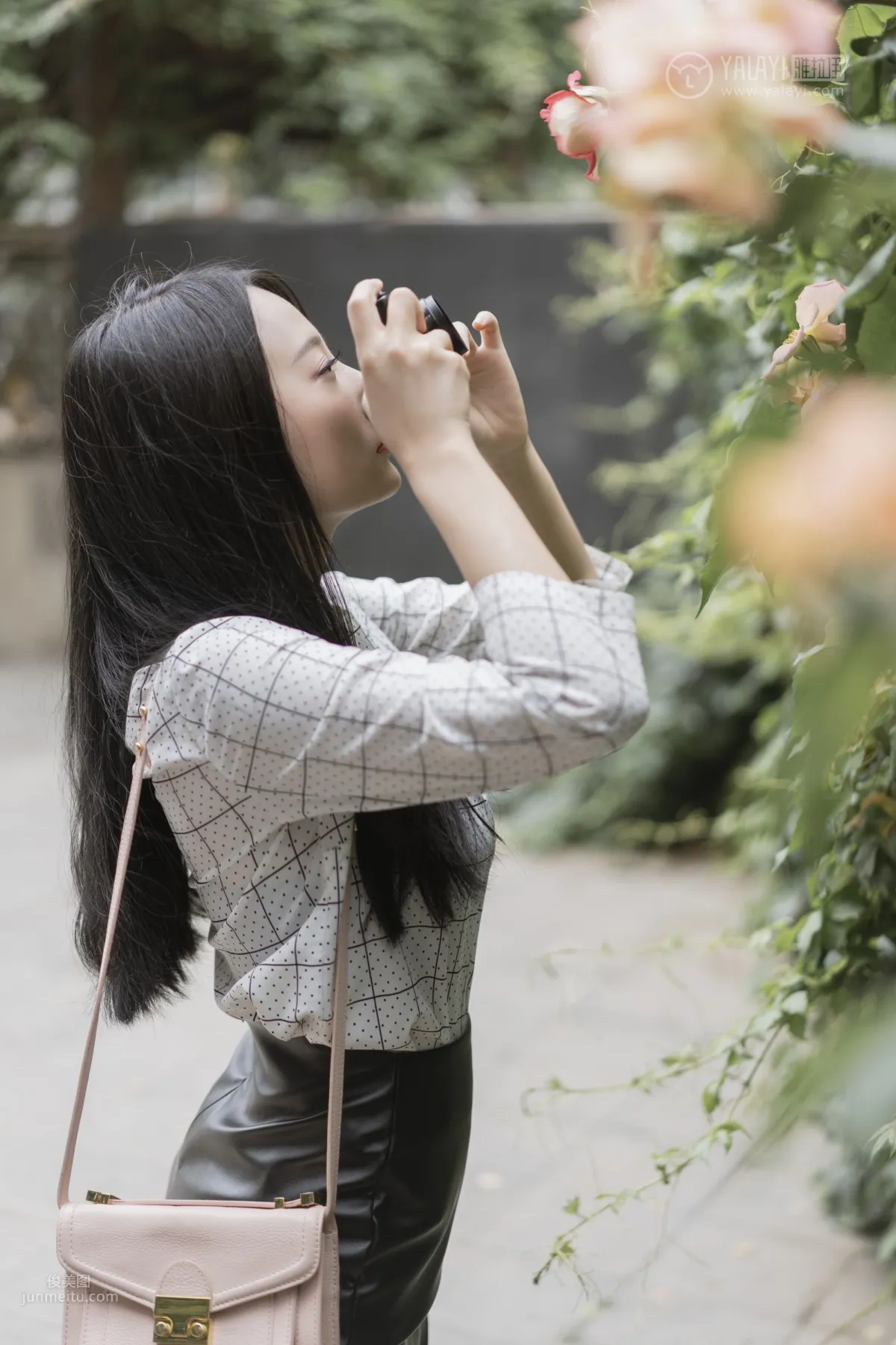 [YALAYI] 2019.06.28 Vol.322 Female White-Collar Private Life 1 He Jiaying photo 36