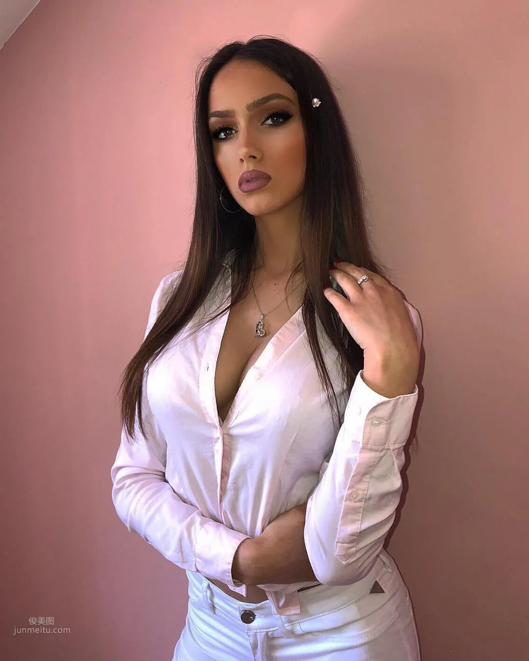 Sara Damnjanovic, Taekwondo Beauty Develops Astonishingly photo 1