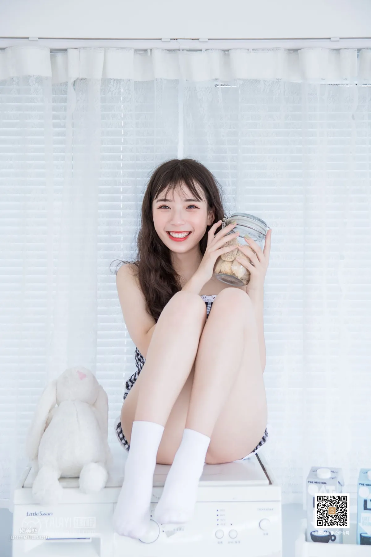[YALAYI] 2019.08.14 No.369 A Pair of White Socks A Cheng photo 17