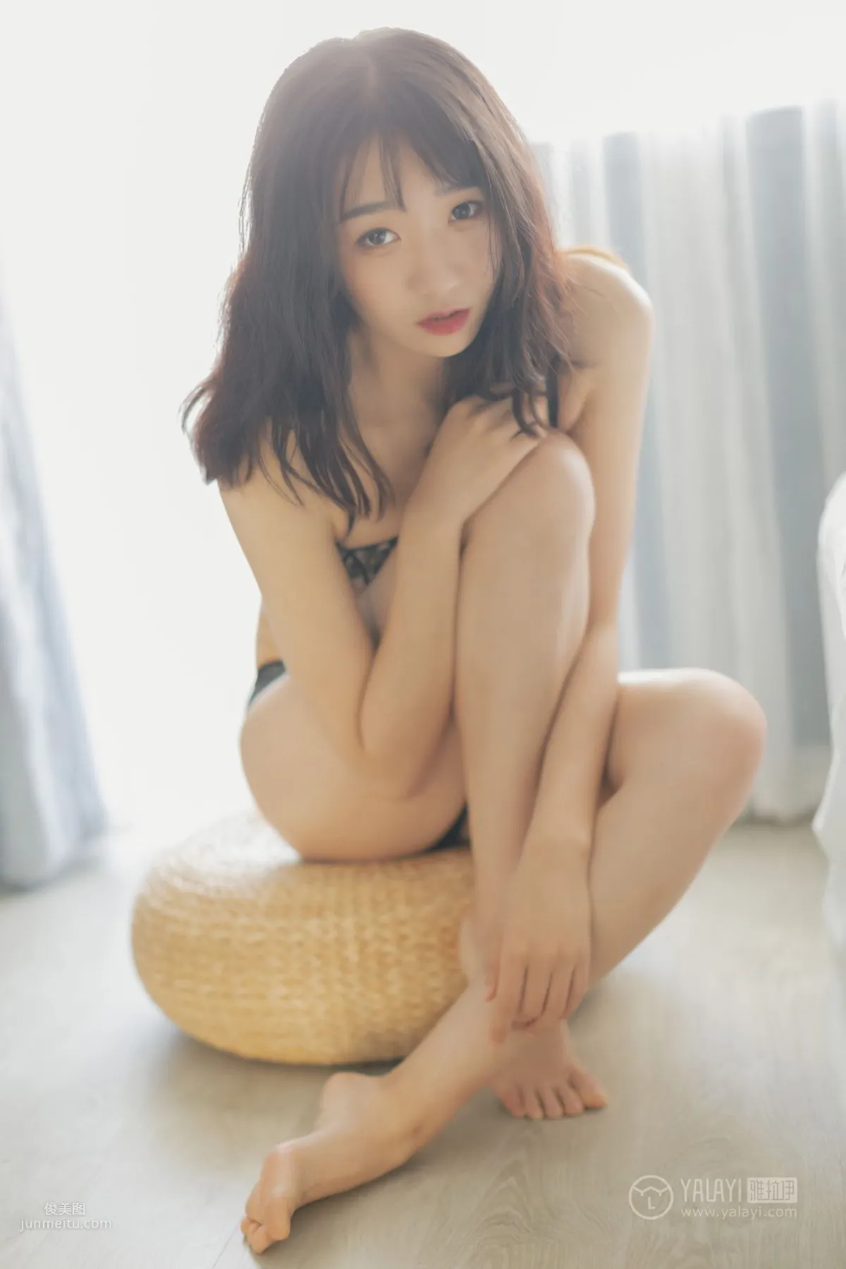 [YALAYI] 2019.06.24 No.318 Afternoon Time Nian Nian photo 36