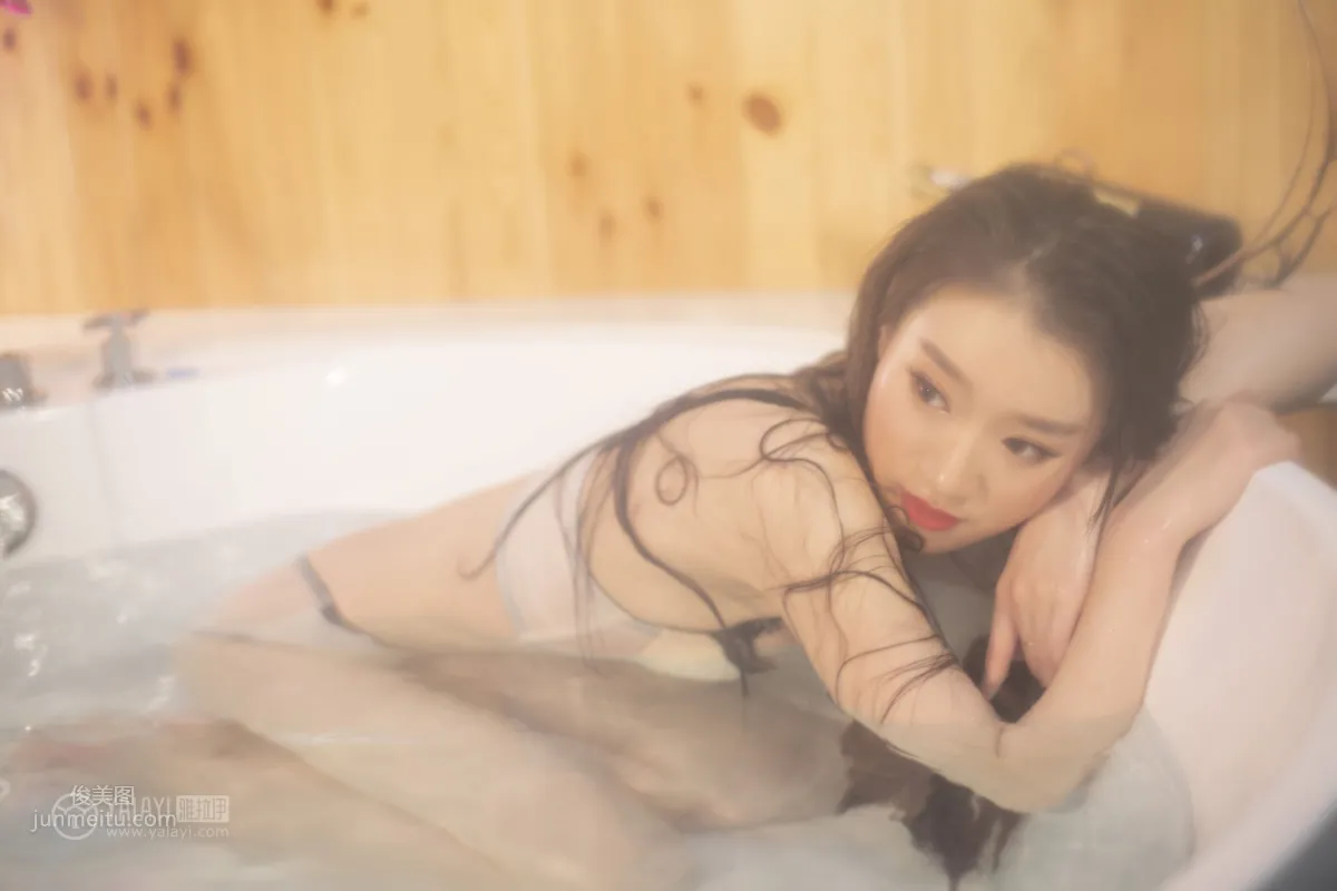 [YALAYI] 2019.05.07 No.272 Concubine's Smile Xin Yi photo 23