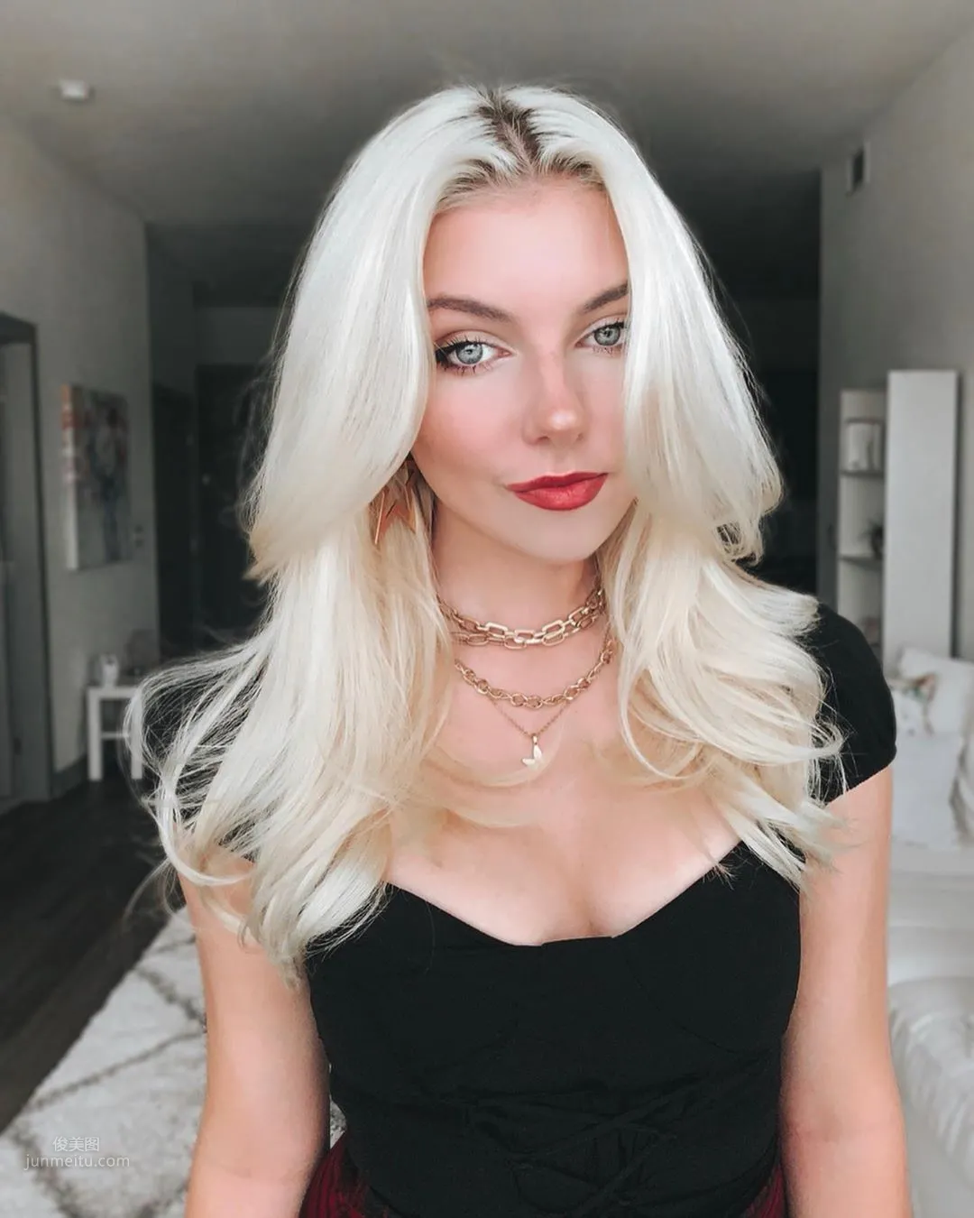 Brooke Barry - American TikTok Internet Celebrity Goddess photo 10