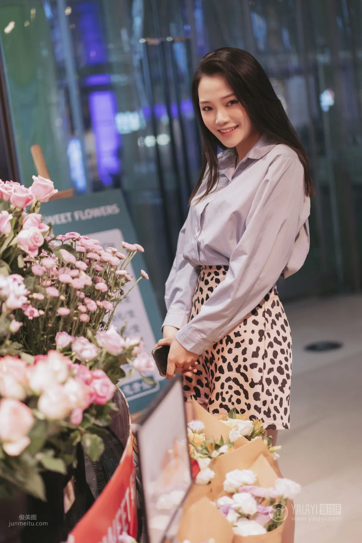 [YALAYI] 2019.07.06 No.330 Holiday Outing Yang Er photo 39