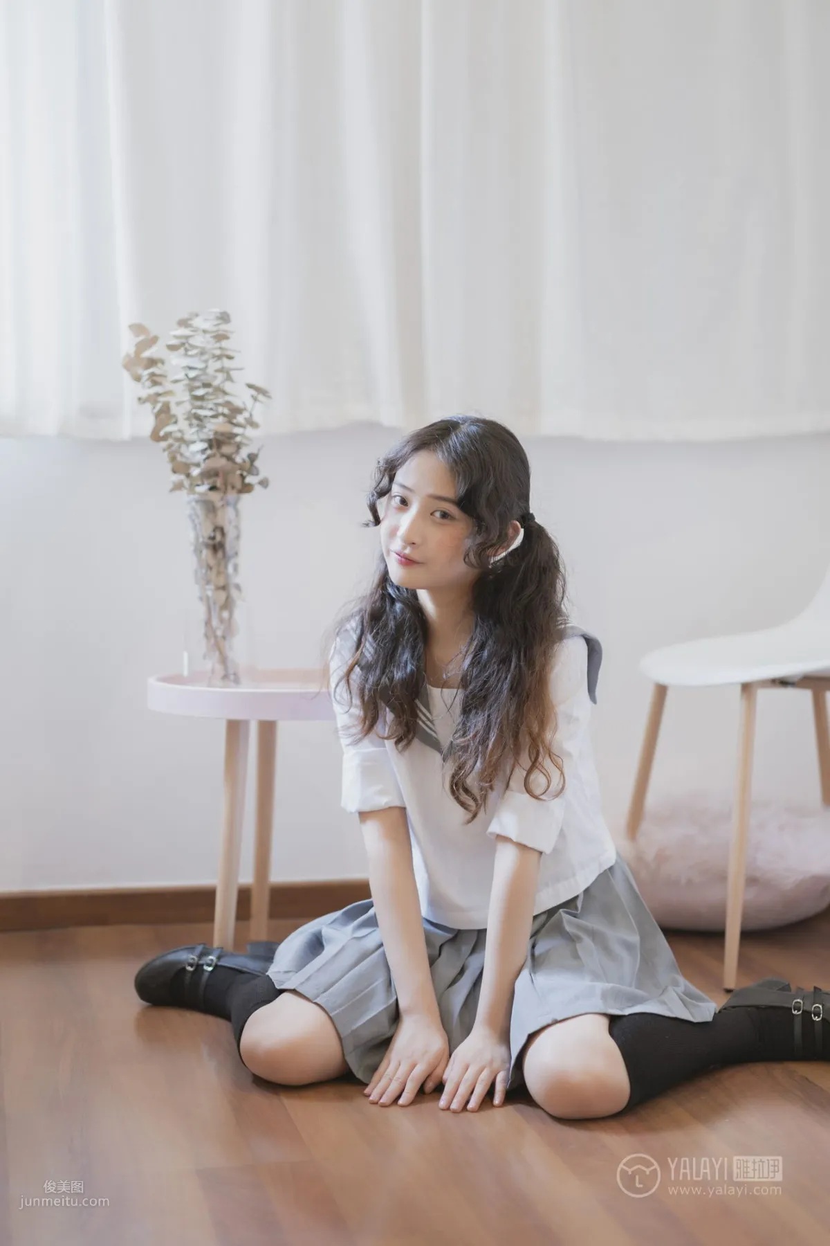 [YALAYI] 2019.07.25 No.349 Pure Schoolgirl Xi Zi photo 24