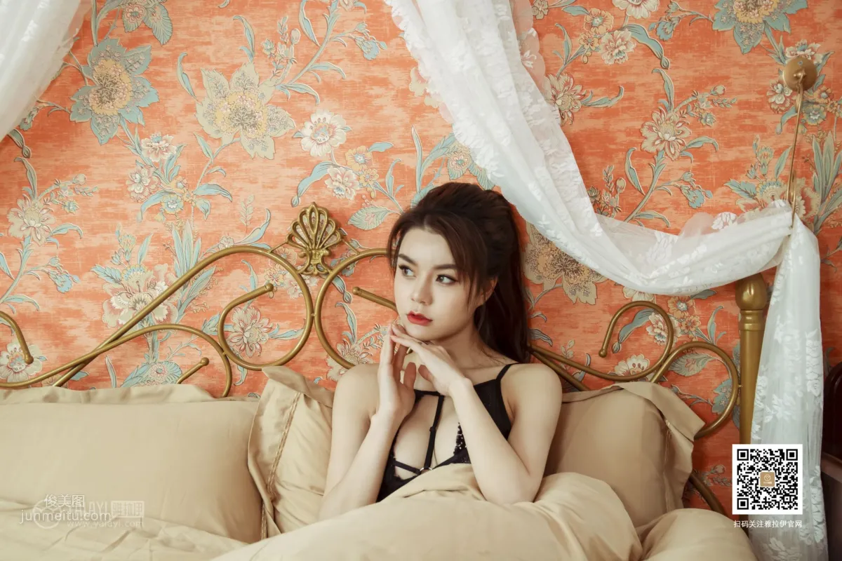 [YALAYI] 2019.08.17 No.372 Tearing Open the Sunflower Rong Rong photo 17