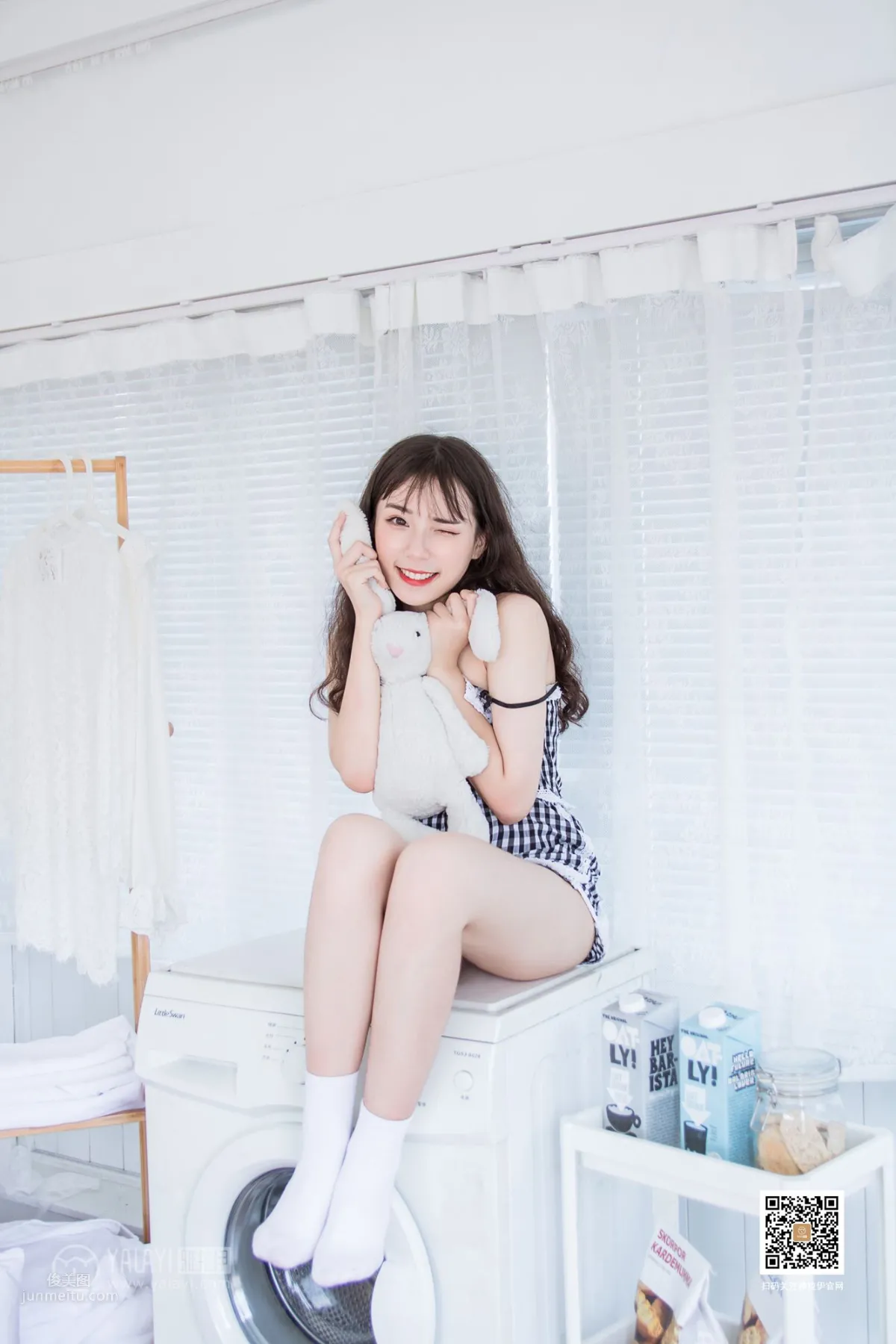 [YALAYI] 2019.08.14 No.369 A Pair of White Socks A Cheng photo 18