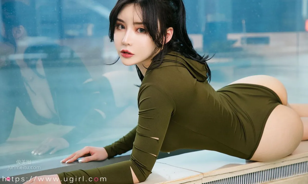 陳幼伊豔豹夜襲 露出暧昧的微笑 3