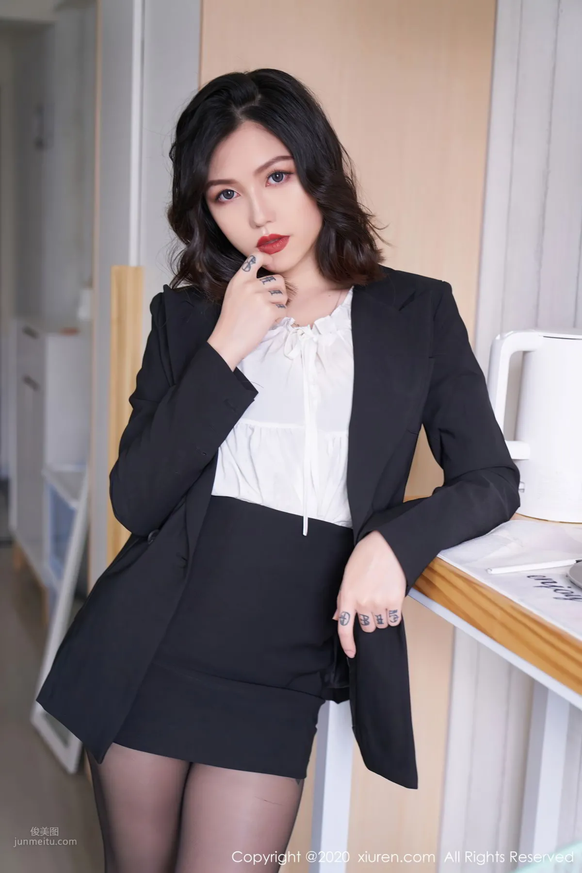 [XiuRen] 2020.10.29 No.2711 舌尖上的菊花Ace 6