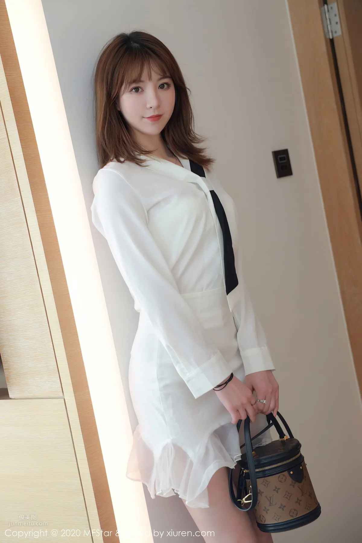 [MFStar] 2020.10.12 VOL.400 yoo优优_1