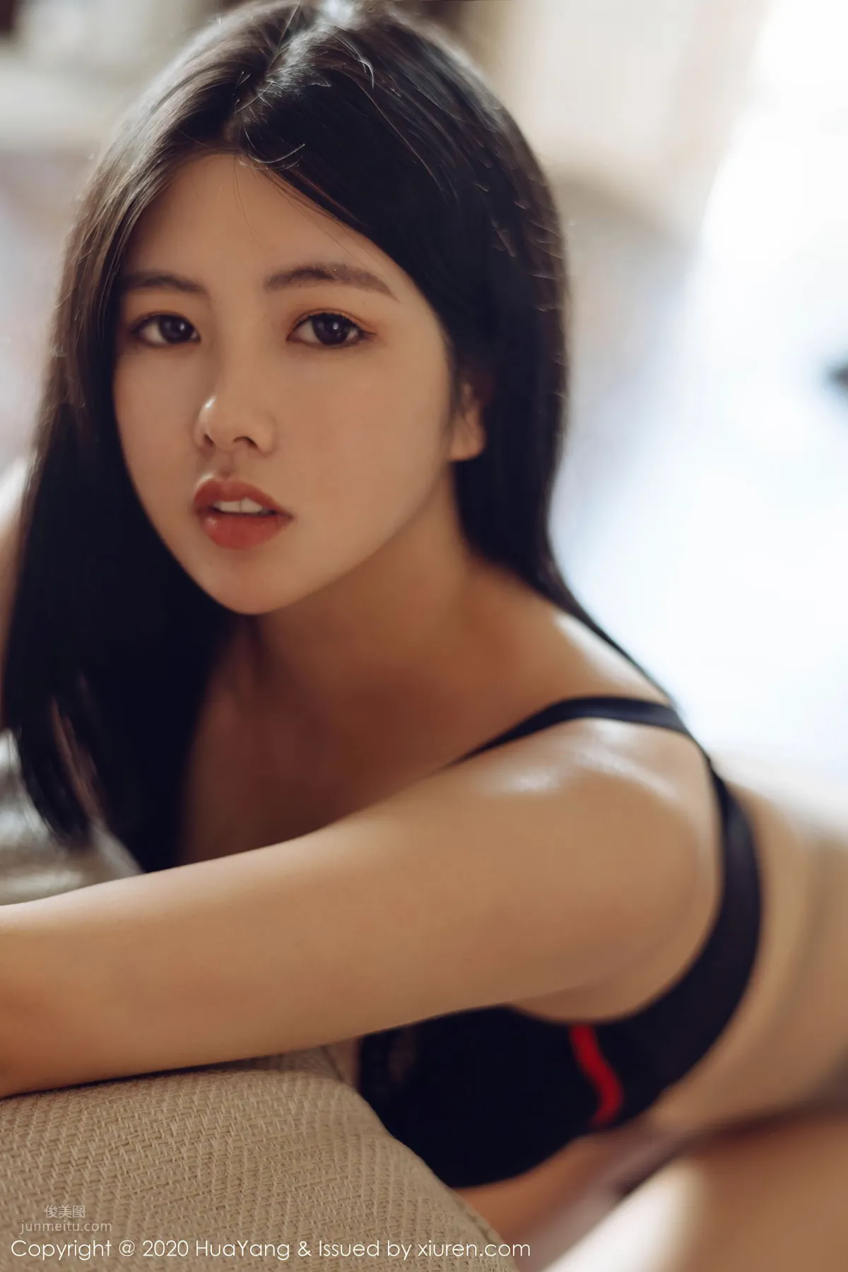 [HuaYang] 2020.10.12 VOL.303 娜露Selena 48