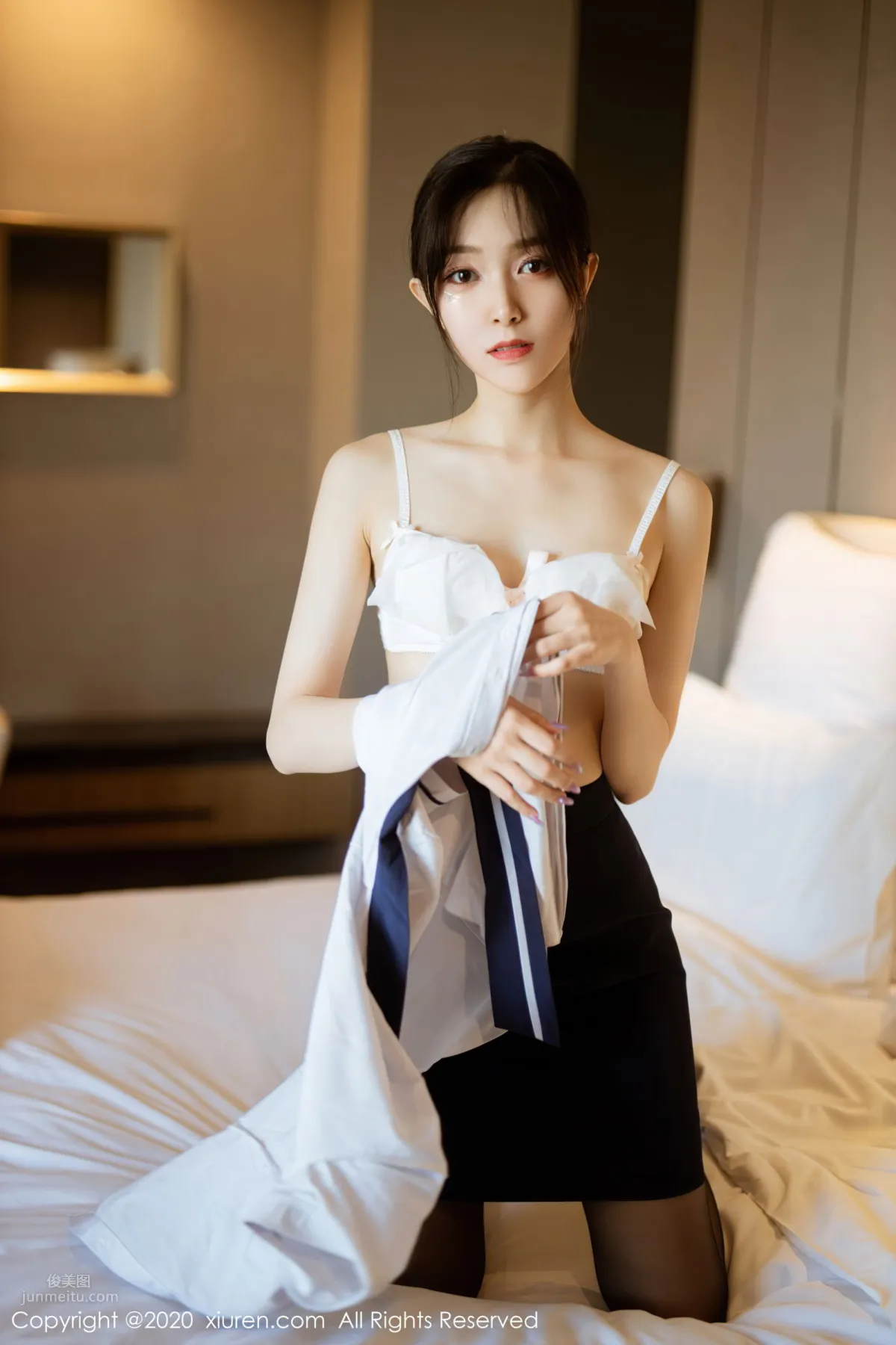 [XiuRen] 2020.11.04 No.2735 九千柒柒 24