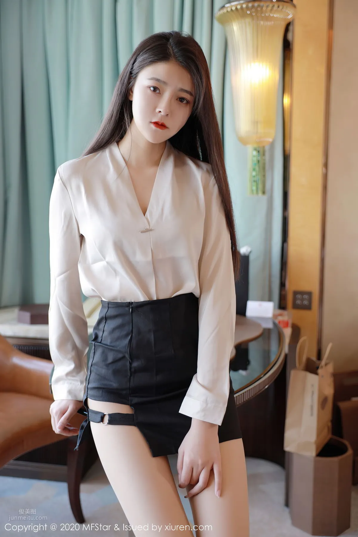 [MFStar] 2020.11.30 VOL.418 Laura Su Yutong photo 13