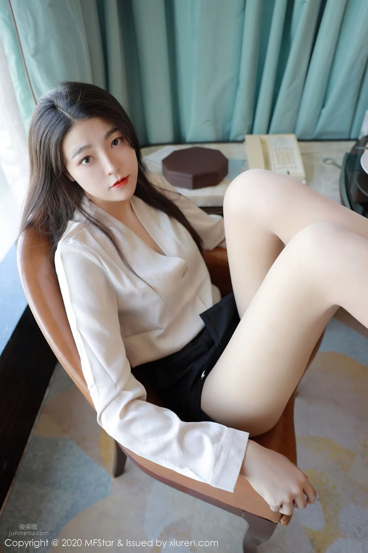 [MFStar] 2020.11.30 VOL.418 Laura Su Yutong photo 24