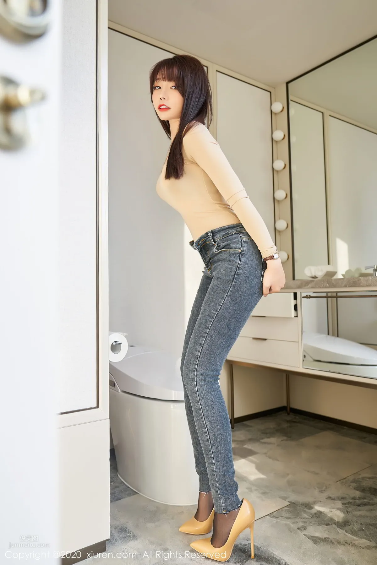[XiuRen] 2020.12.11 No.2886 芝芝Booty 12