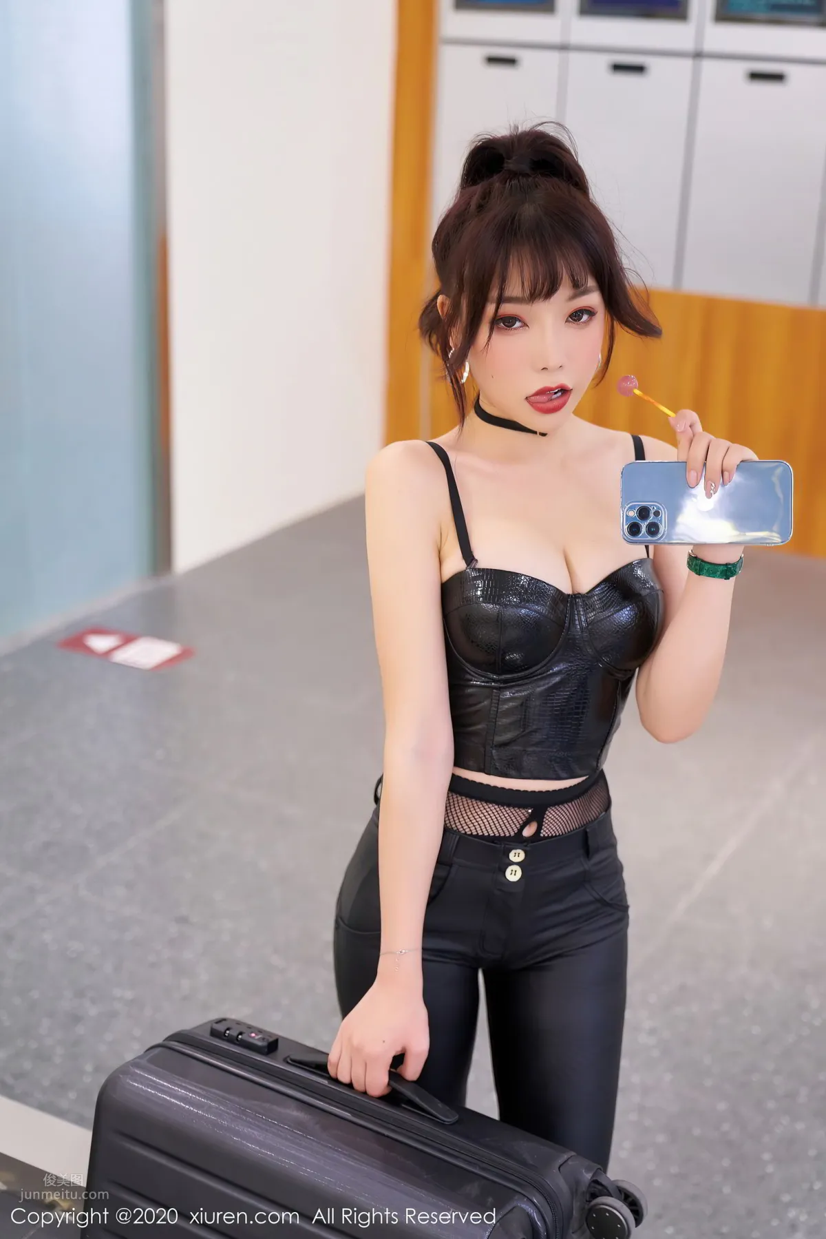 [XiuRen] 2020.12.21 No.2921 芝芝Booty 19