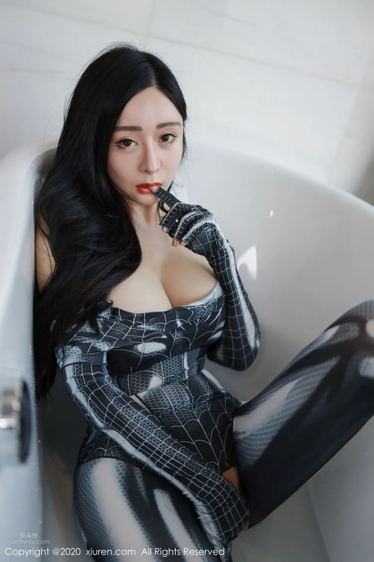 [XiuRen] 2020.12.29 No.2951 允薾 44