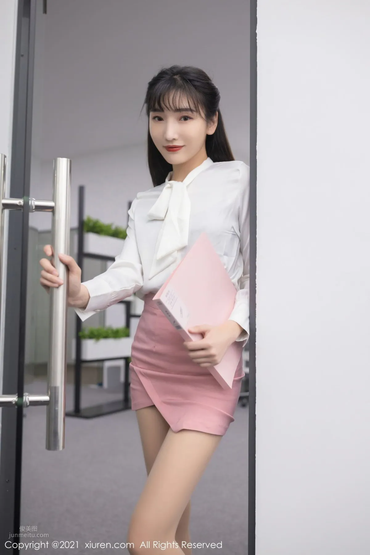 [XiuRen] 2021.01.21 No.3030 陸萱萱 23