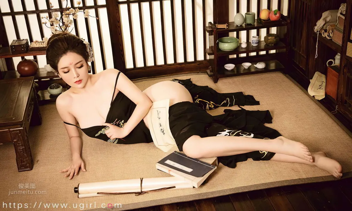 Jin Zilin Bright and Beautiful, Night Meeting in Neon Dress photo 28