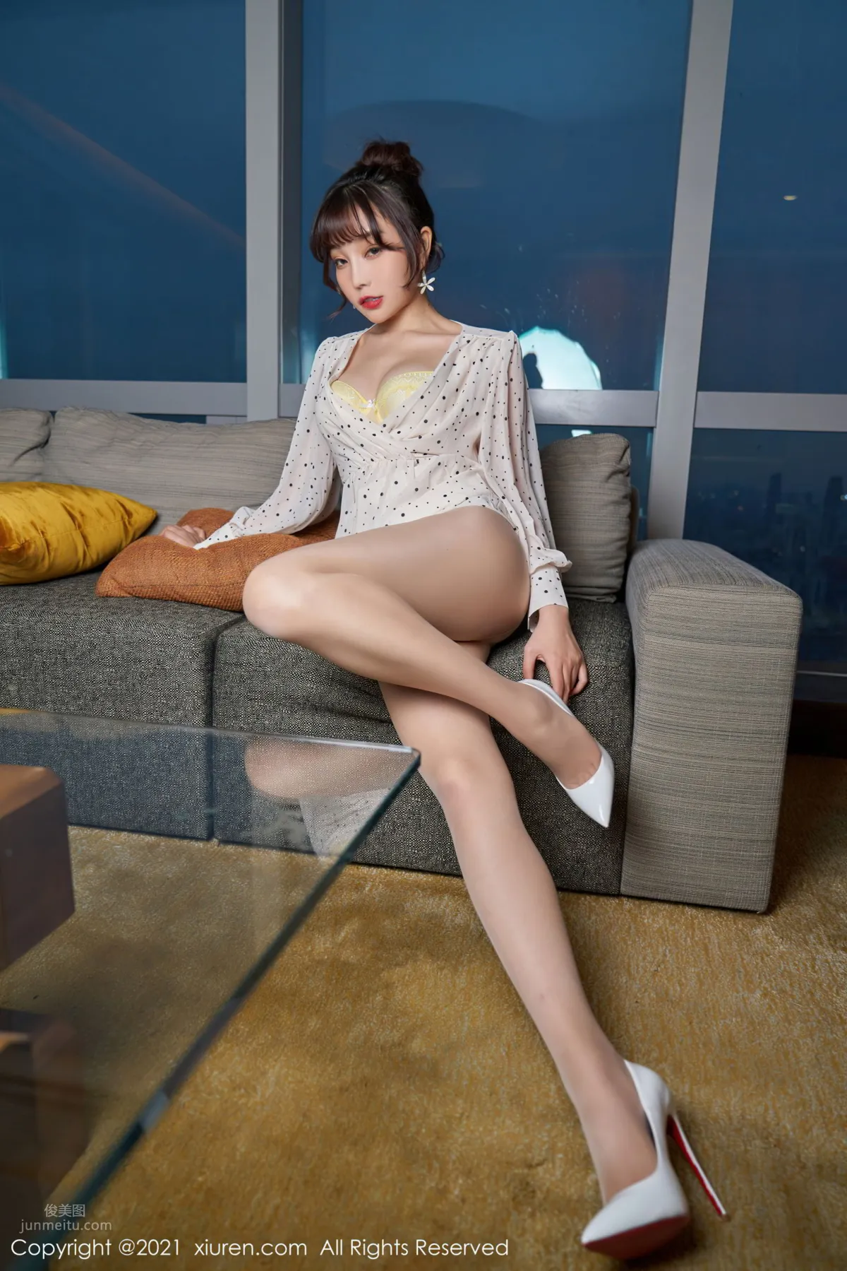 [XiuRen] 2021.02.26 No.3145 芝芝Booty 26