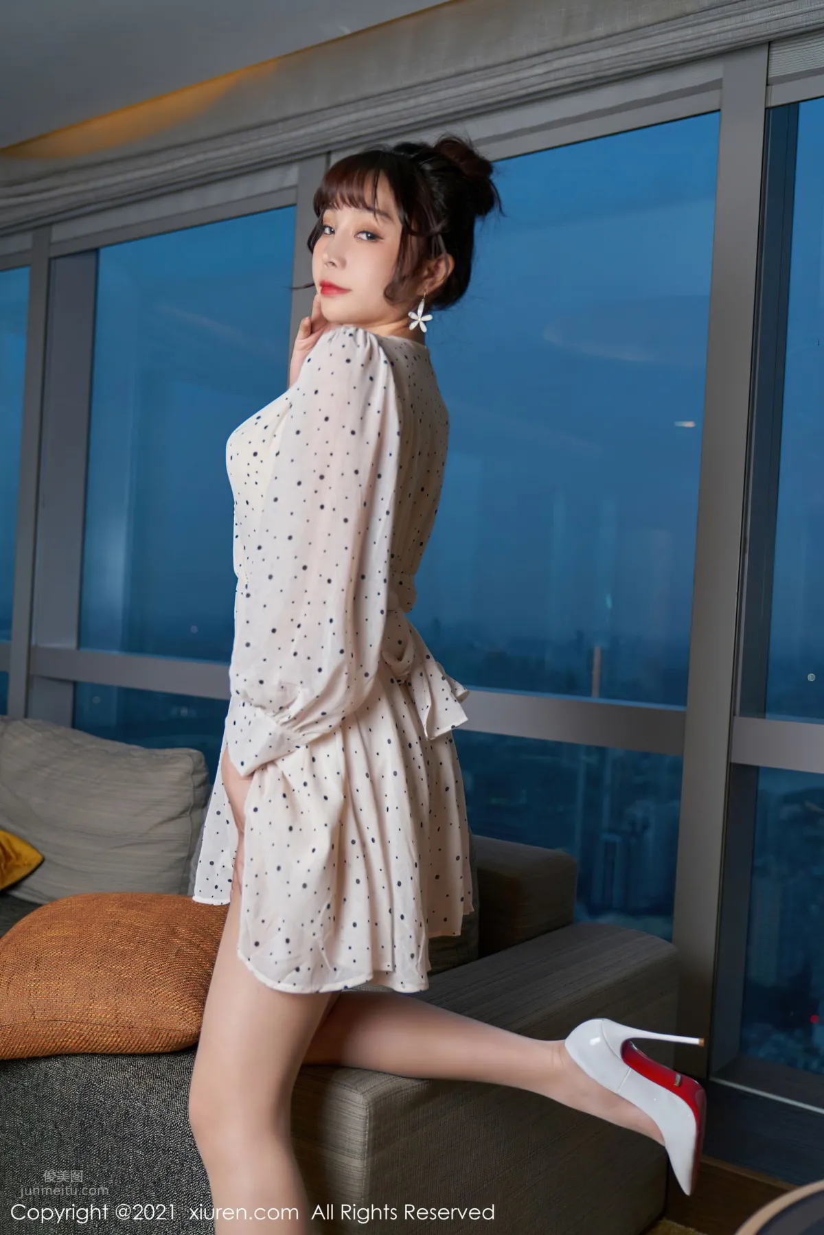 [XiuRen] 2021.02.26 No.3145 芝芝Booty 9