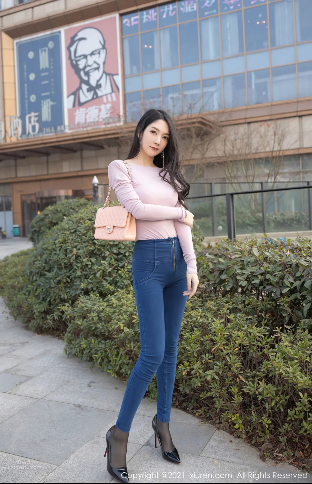 [XiuRen] 2021.03.22 VOL.3227 Angela小熱巴 16