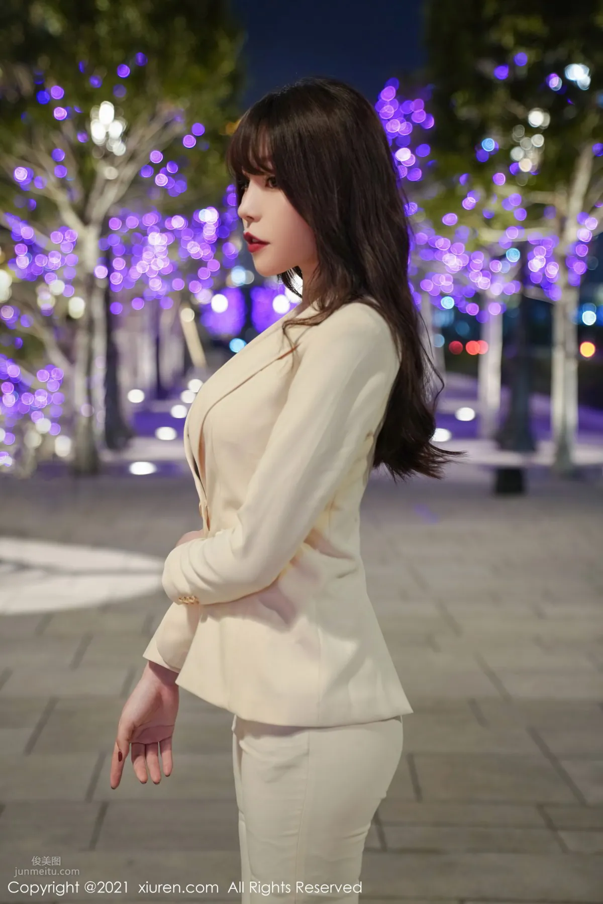 [XiuRen] 2021.03.12 No.3195 Zhizhi Booty photo 20