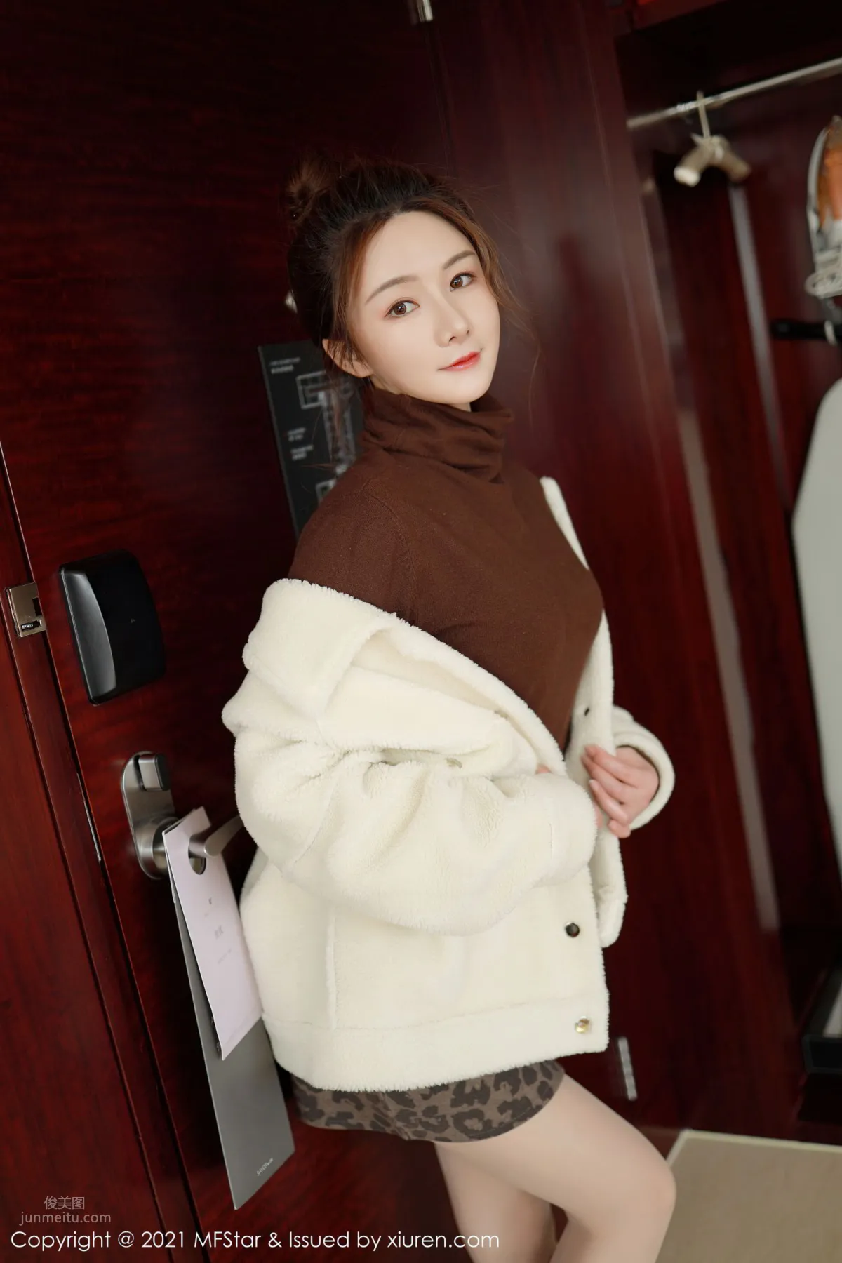 [MFStar] 2021.03.08 VOL.465 婠婠么_4