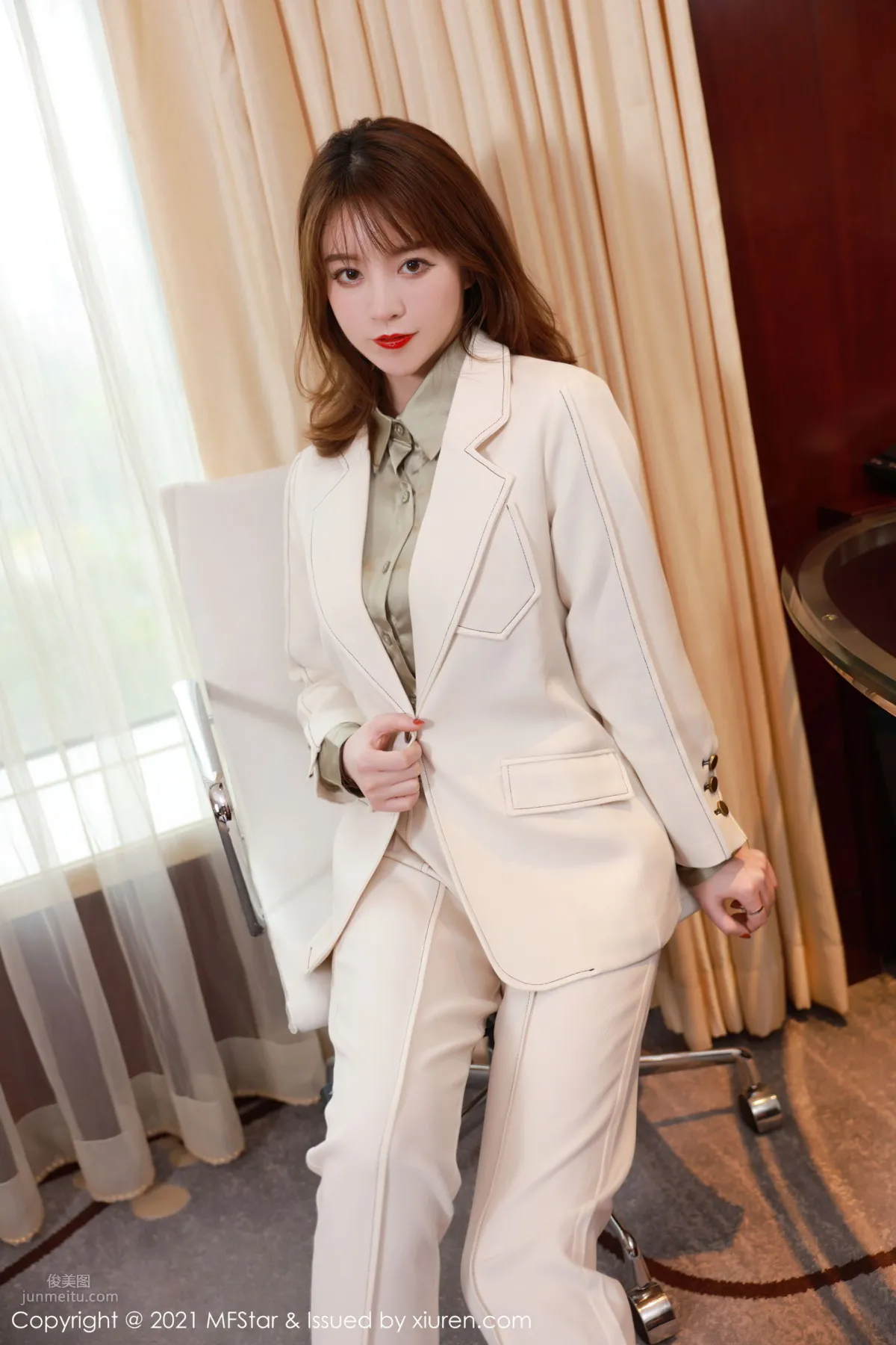 [MFStar] 2021.04.23 VOL.485 yoo优优_1