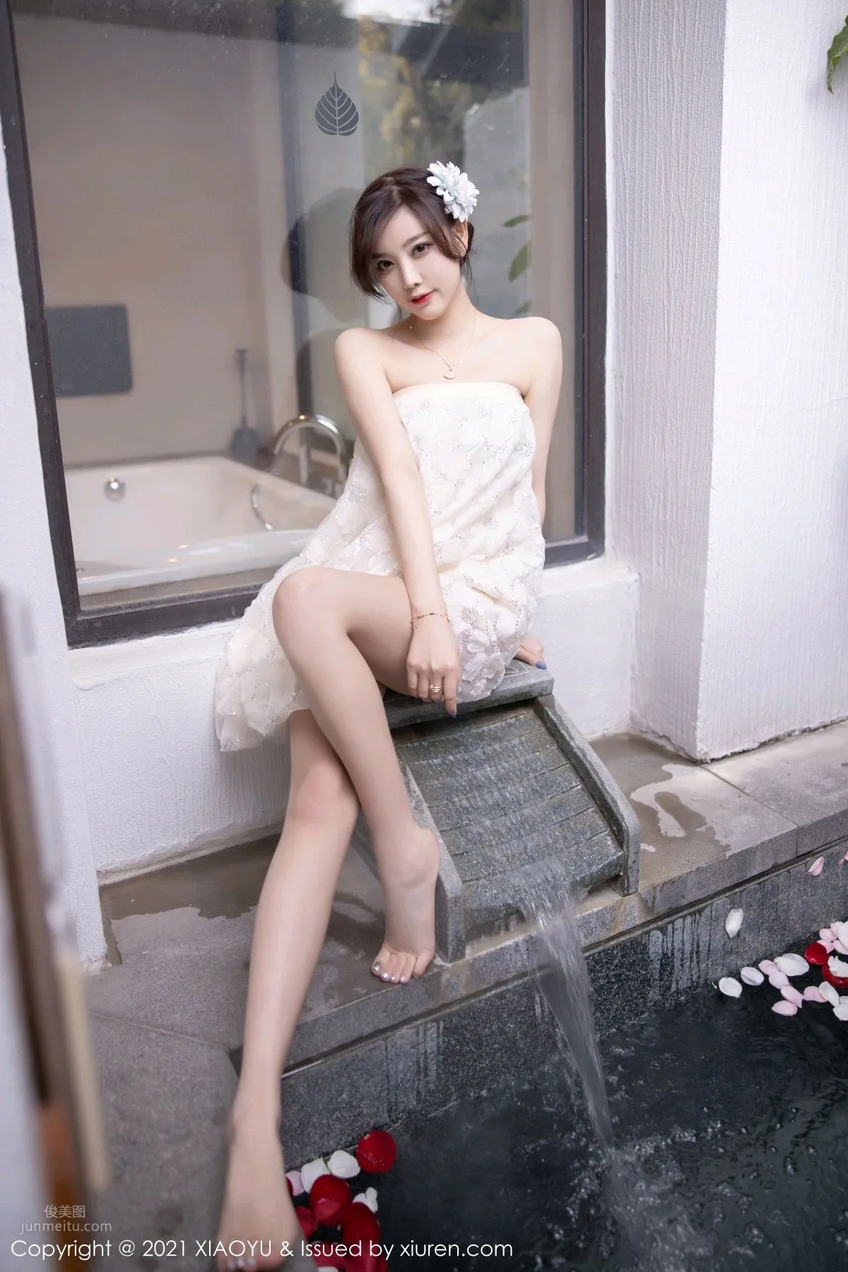 [XIAOYU] 2021.05.14 VOL.528 杨晨晨Yome 花瓣浴_1