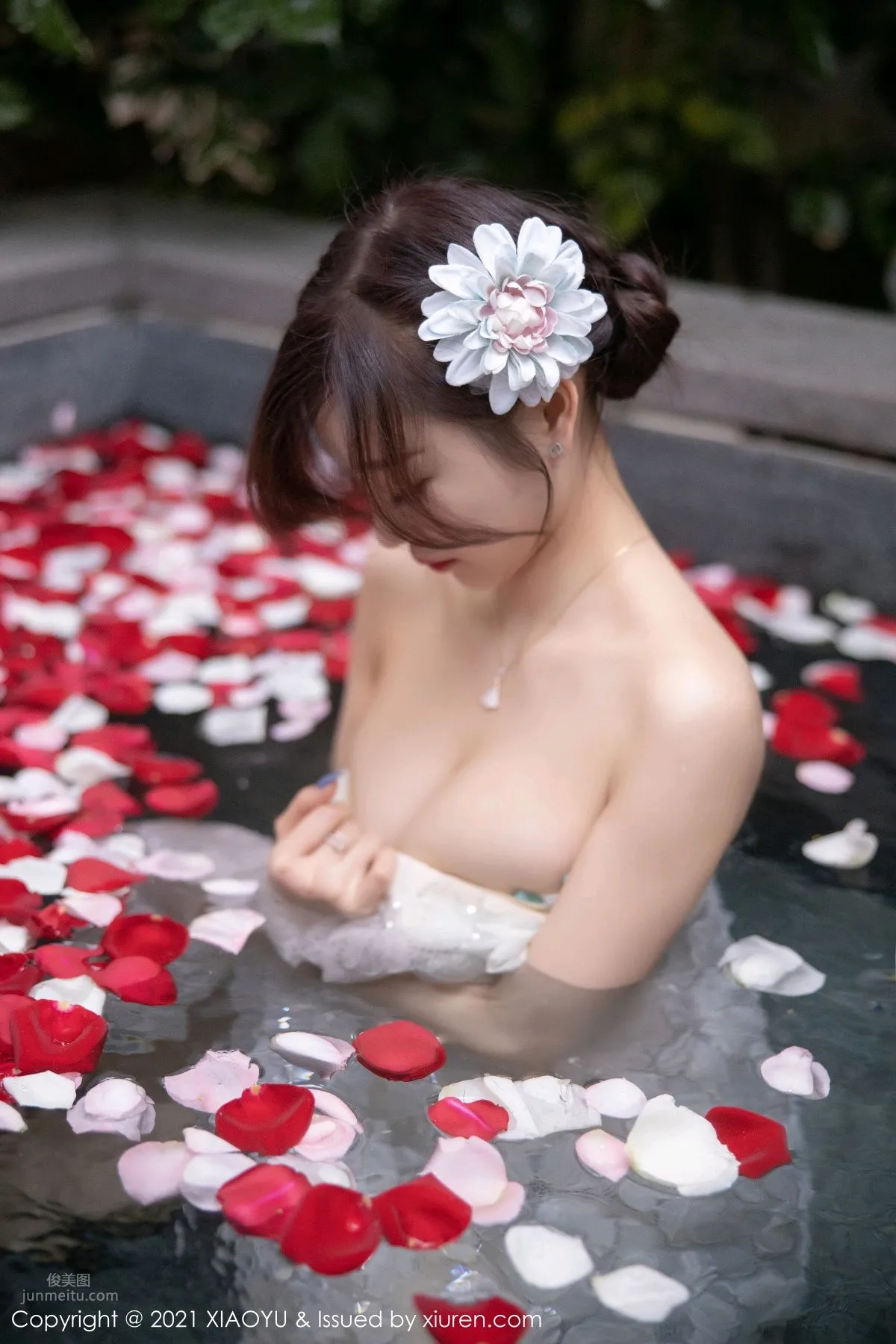 [XIAOYU] 2021.05.14 VOL.528 杨晨晨Yome 花瓣浴_16