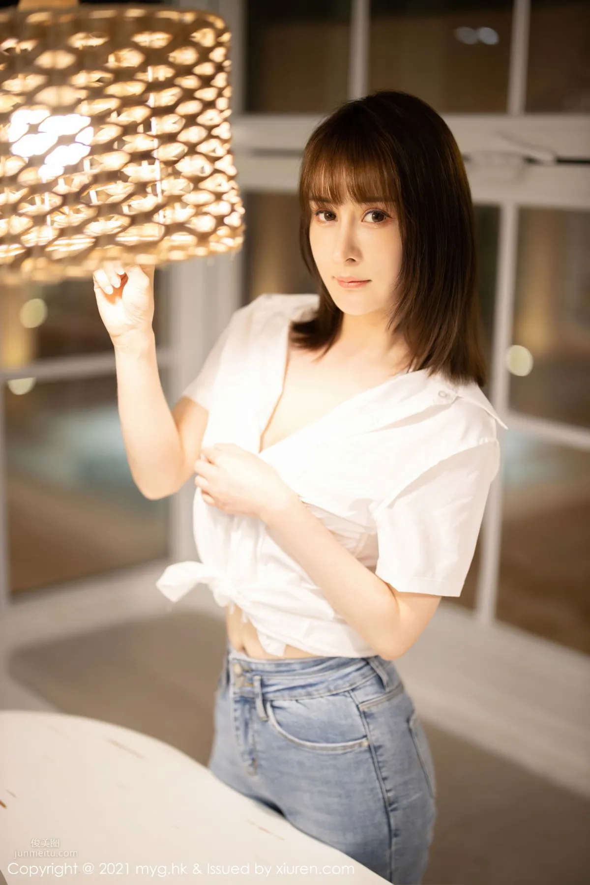 Cai Wenyu Jiangsu-Zhejiang-Shanghai Travel Shoot, Classic White Shirt and Jeans photo 9