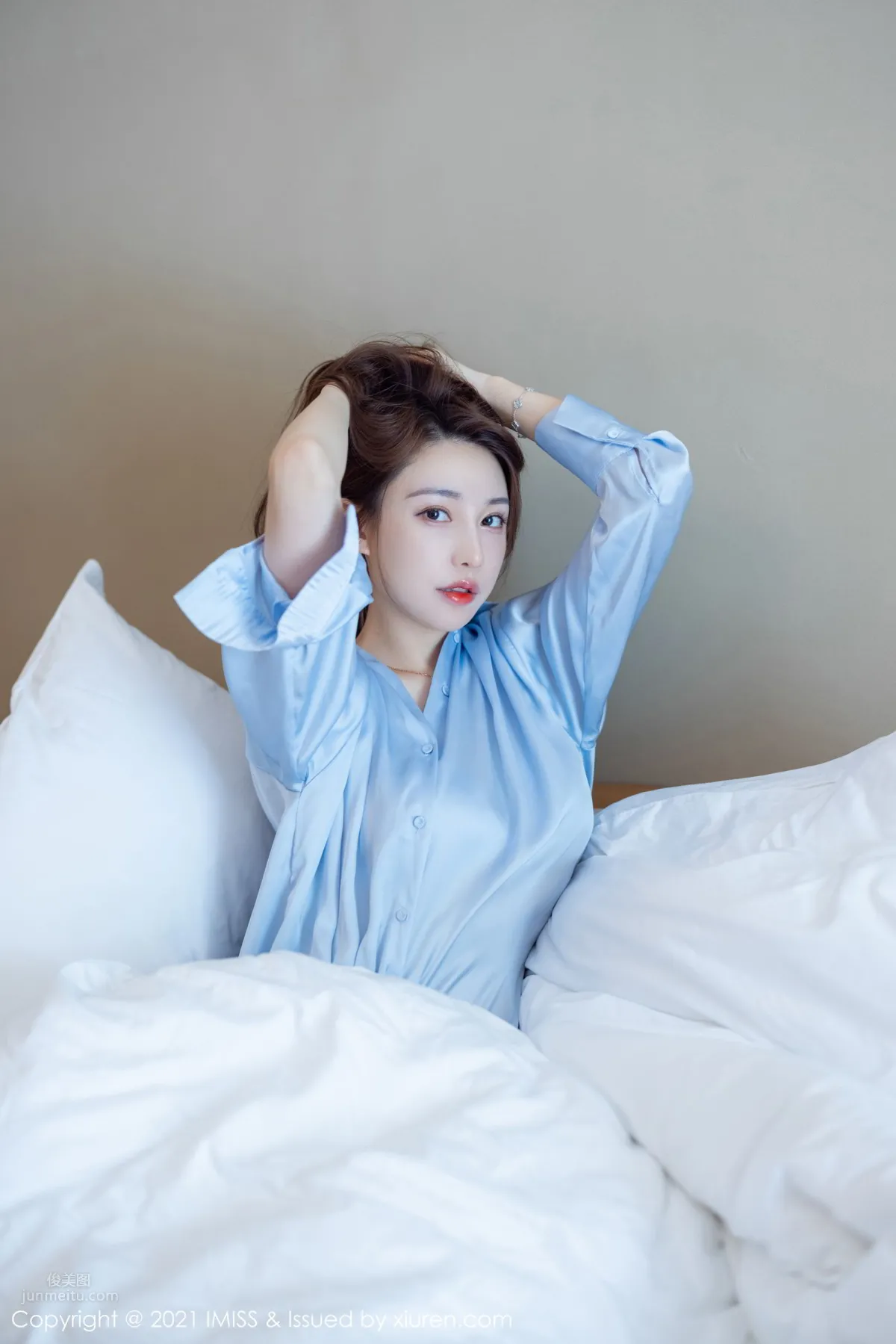 Liu Yining: IMISS photo 15