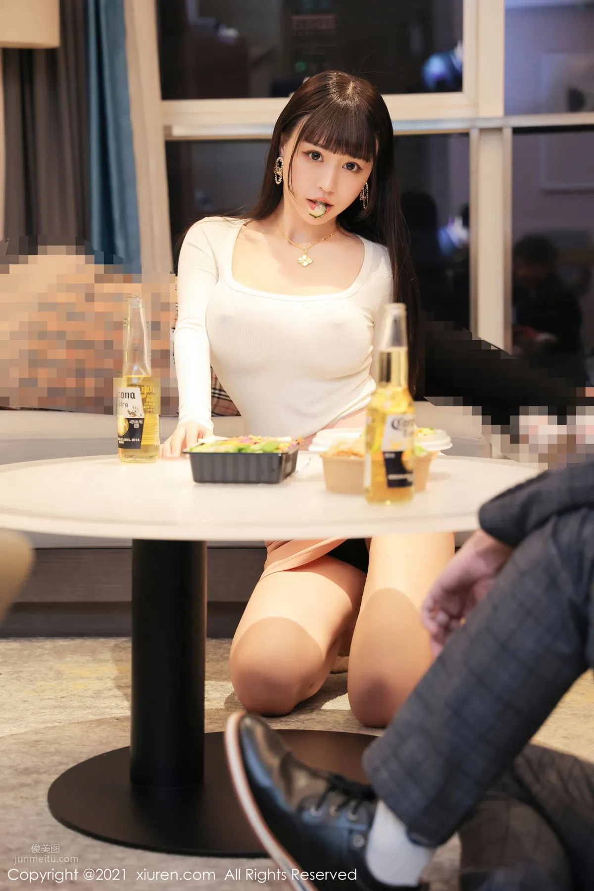 Bringing a Colleague Home for Dinner, Zhu Ke'er Braces Herself to Drink with Them photo 23