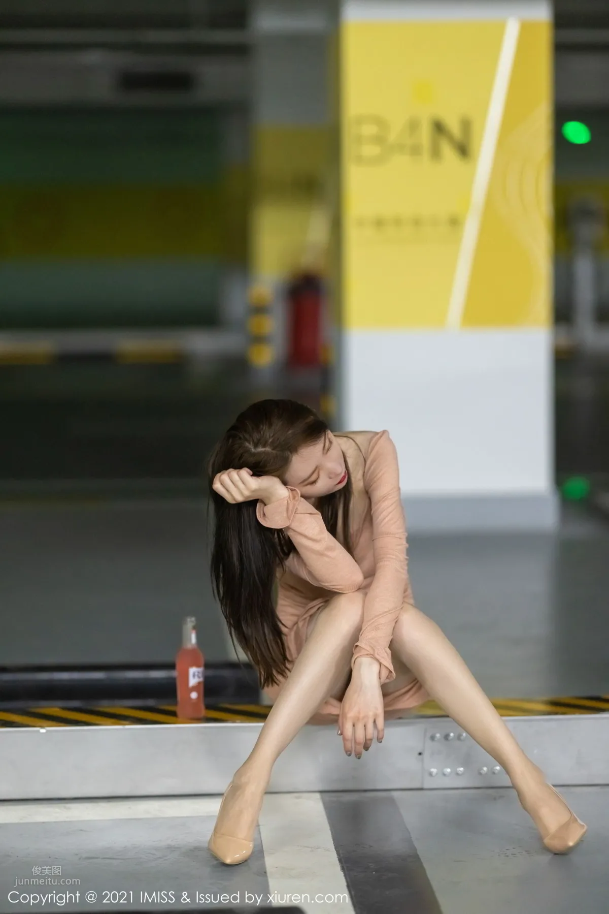 Meng Xinyue: IMISS photo 5