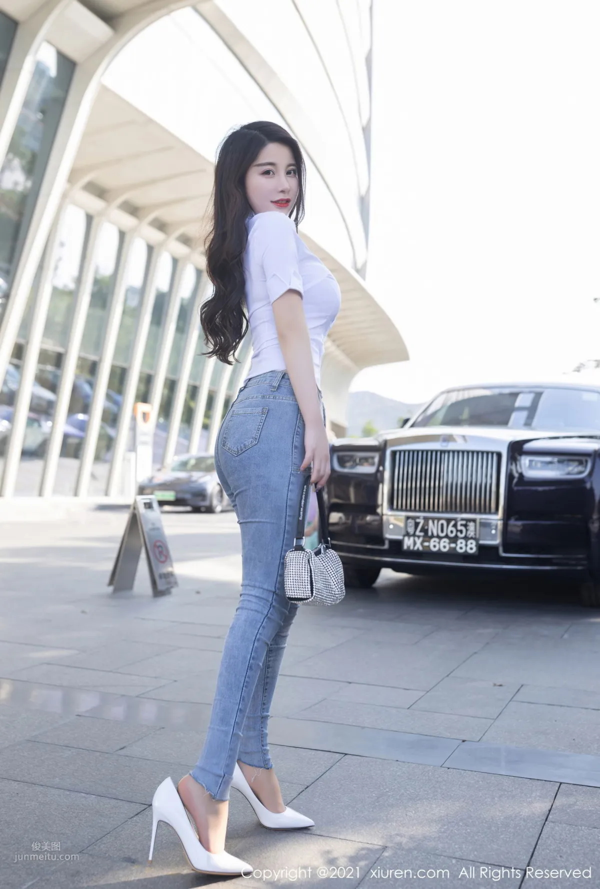 [XiuRen] 2021.06.03 VOL.3501 美七Mia_0