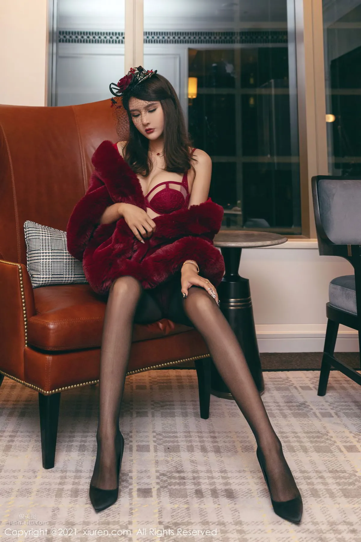 [XiuRen] 2021.06.16 VOL.3548 Emily尹菲_1