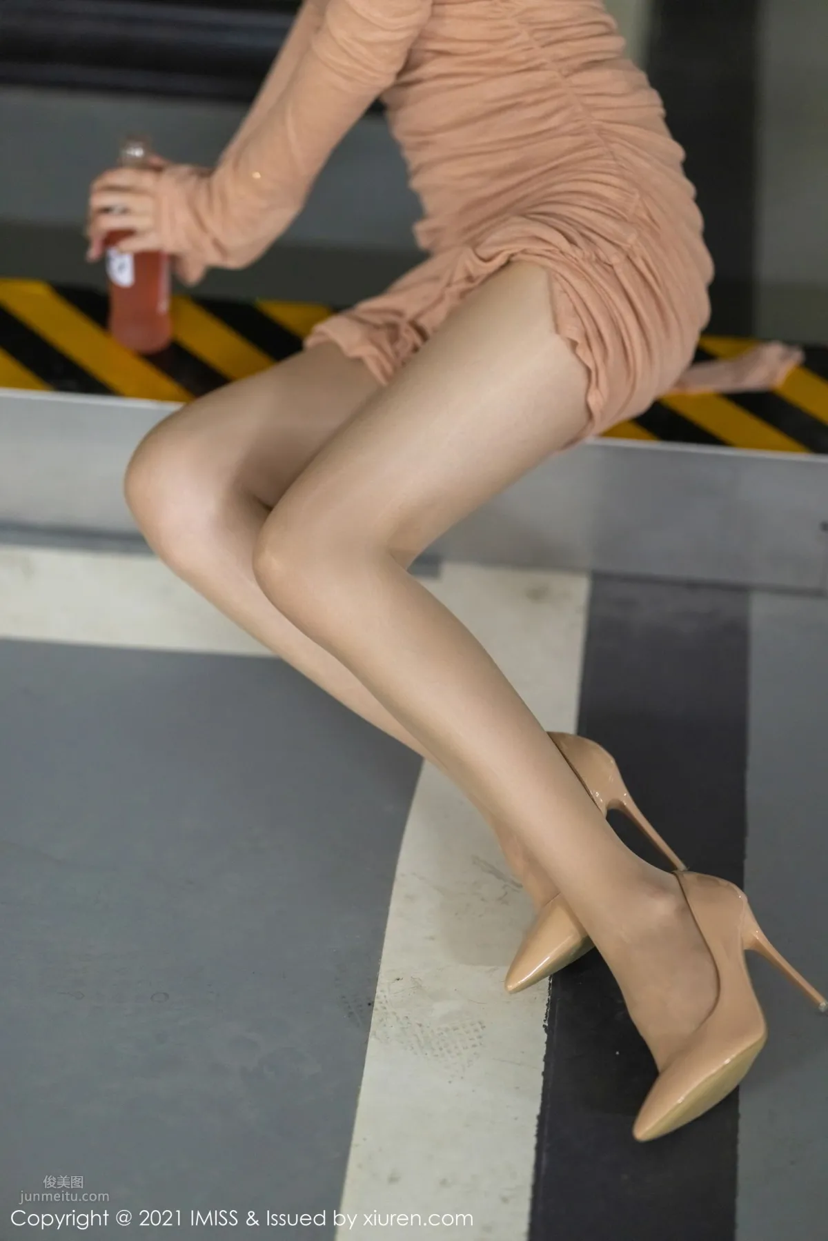 Meng Xinyue: IMISS photo 9