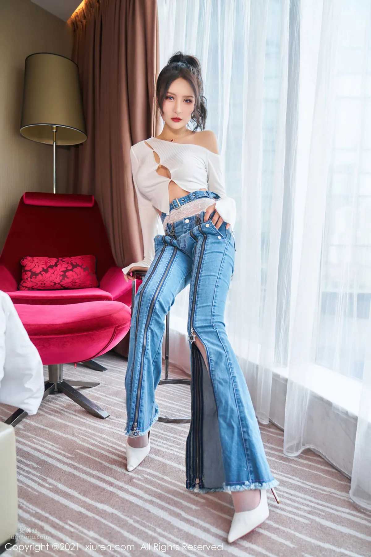 Bright and Charming Emily Yin Fei, Unique Charm of Jeans photo 8