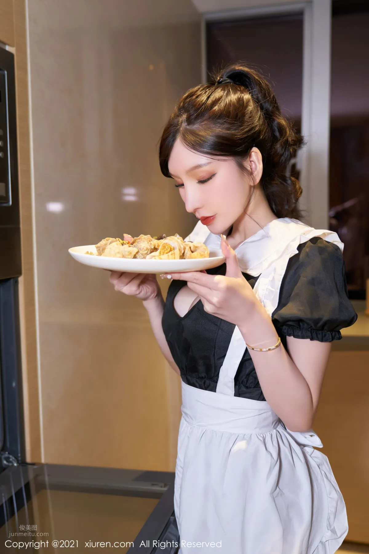 Your Cook Zhou Yuxi, Gentle and Considerate, Longing to Be Owned photo 9