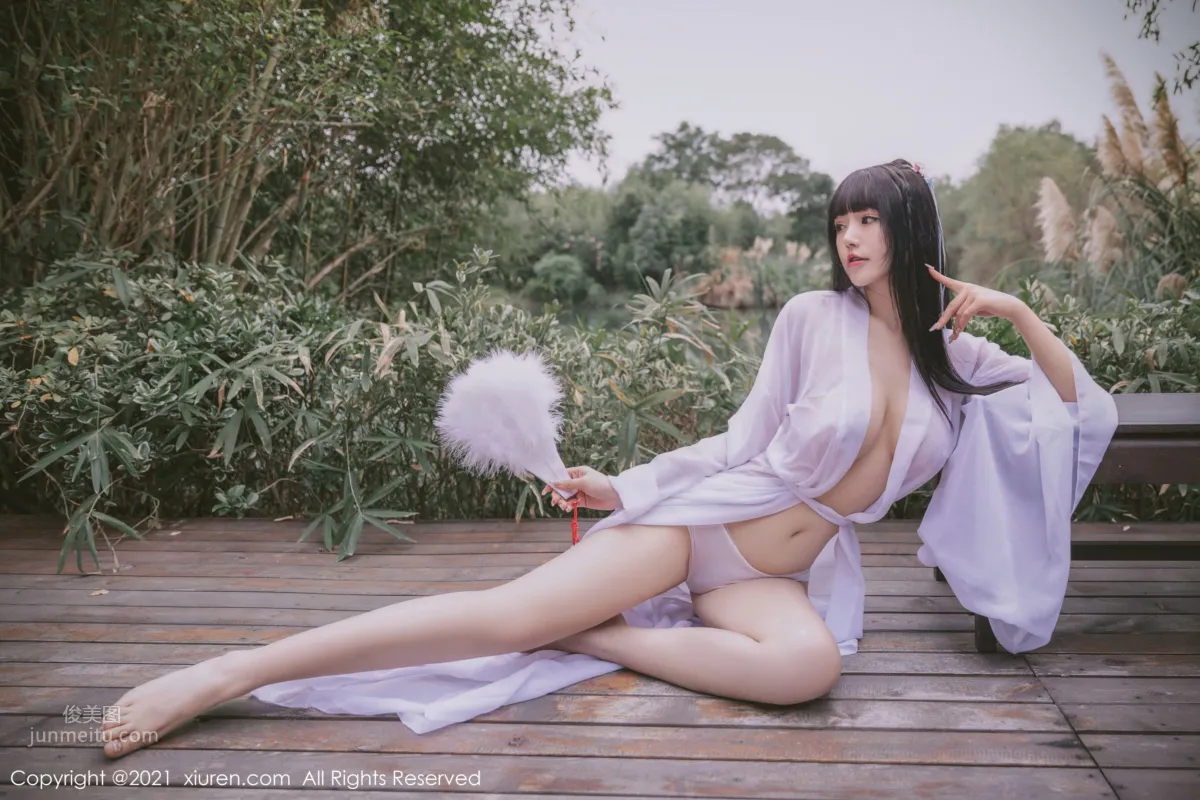 Pure and Charming Zhu Ke'er, Sheer Fabric Ancient Style Outdoor Shoot Series photo 31