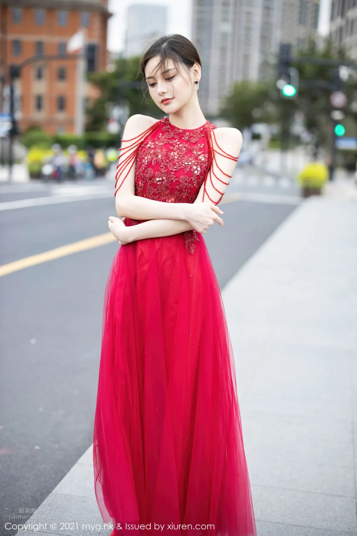 红裙女神小夕juju 让人心神俱醉_7