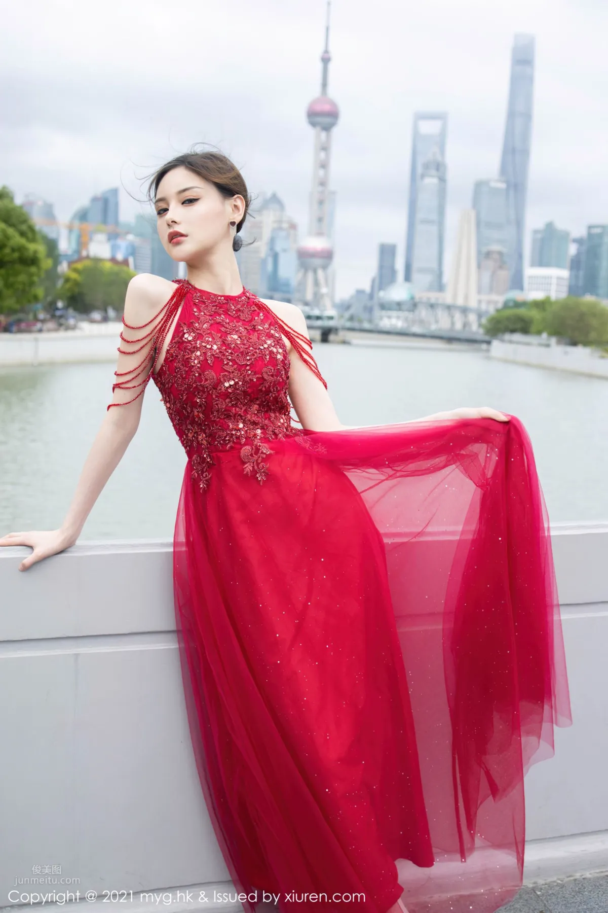 紅裙女神小夕juju 讓人心神俱醉 3
