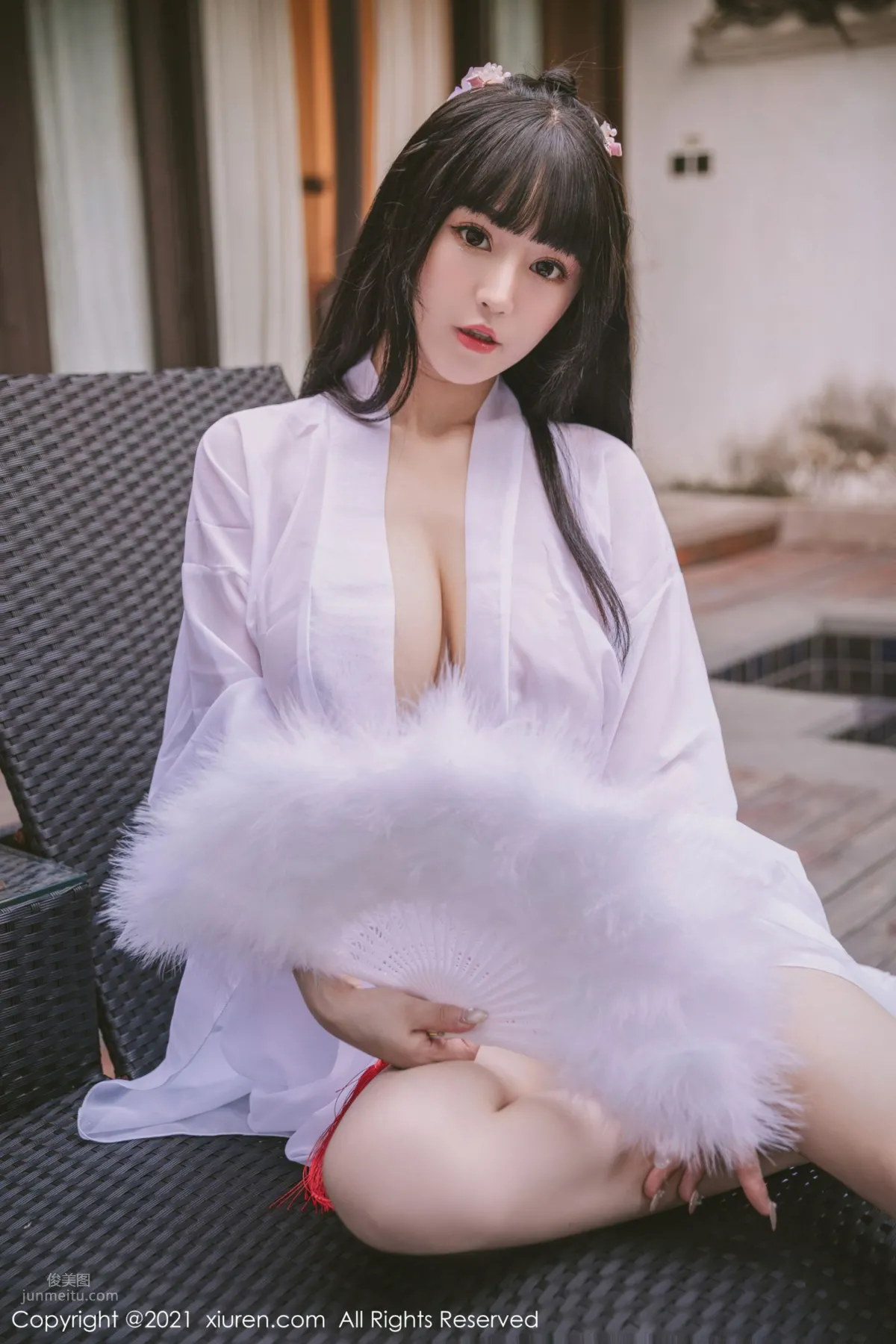 Pure and Charming Zhu Ke'er, Sheer Fabric Ancient Style Outdoor Shoot Series photo 47