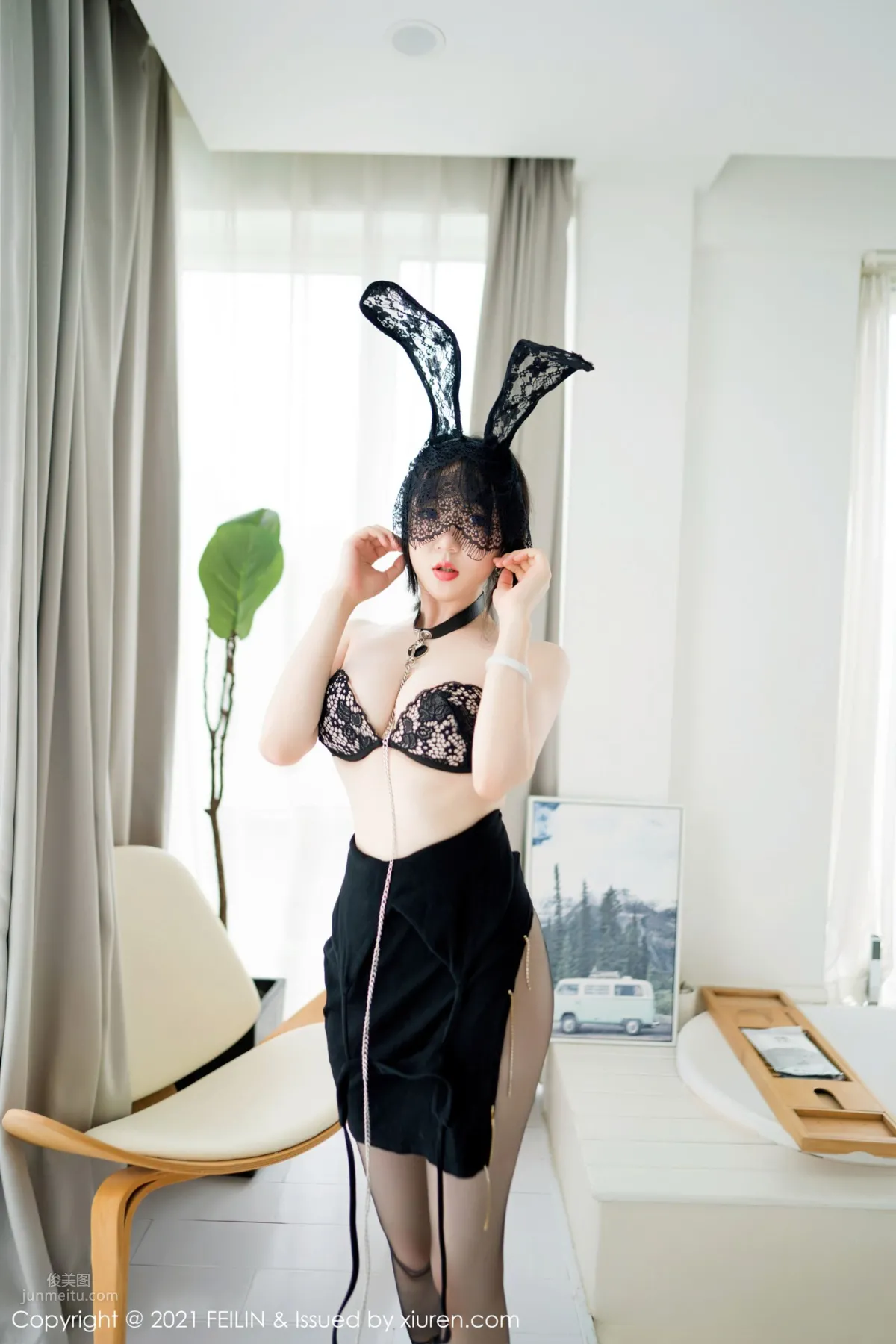 兔女郎龍女寶寶 潔白動人的吊裙 34