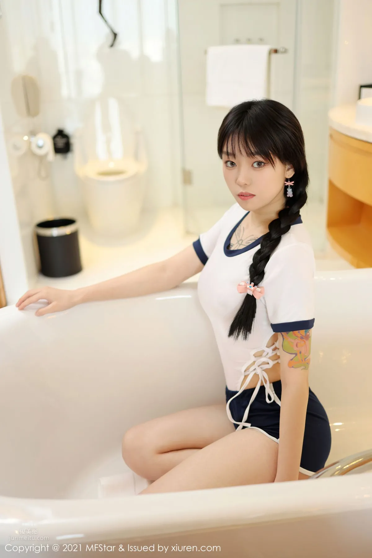 清纯可人奶瓶子 日系风格的服饰_12