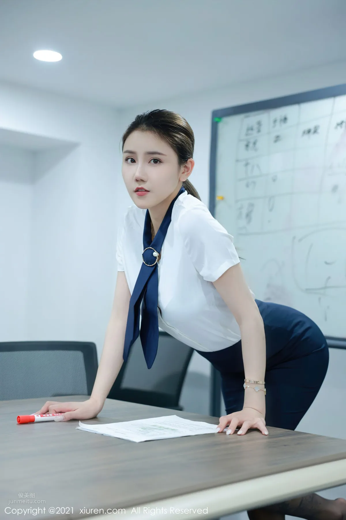 模特夏西CiCi 秘書OL劇情系列 5