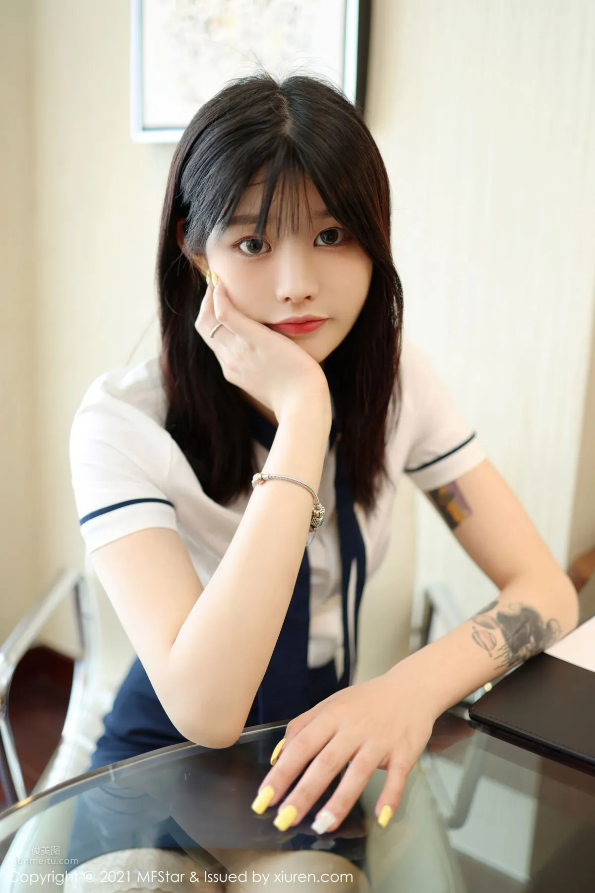 77qiqi: MFStar photo 8