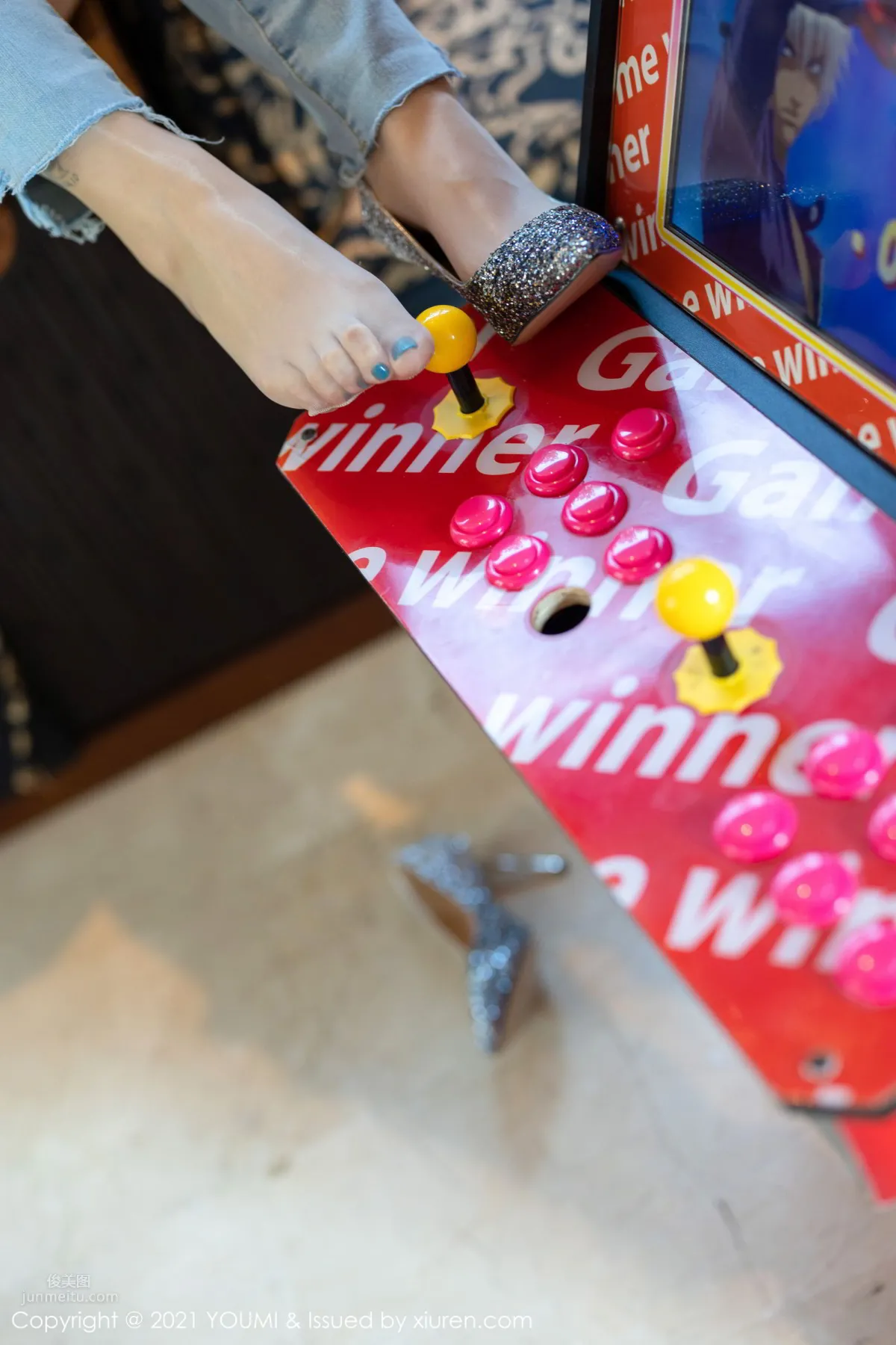 Les Wong: YouMi photo 30